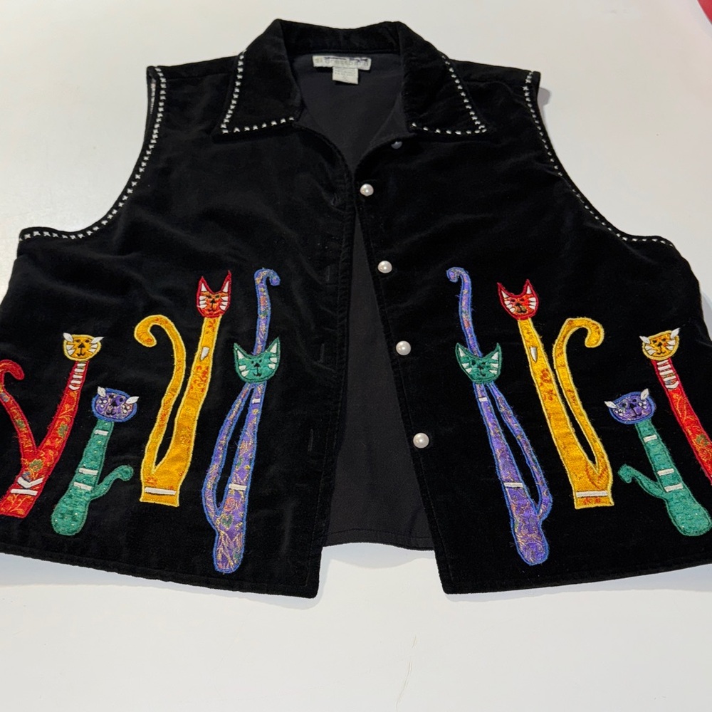 Vintage Dressbarn Black Velvet Vest with‎ Colorful Cat Embroidery